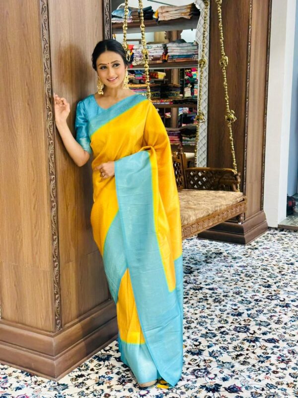 Enrich Desine Pure Soft Dola Silk Designer Saree