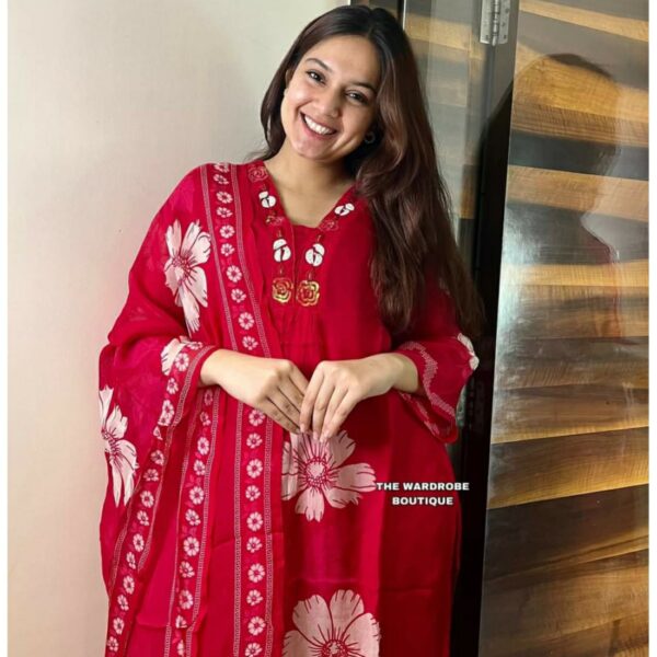We are Launching a very Beautiful Flower Print (just looking like a wow) Design for Gorgeous Ladies for Upcoming Diwali and wedding Festival - Image 3